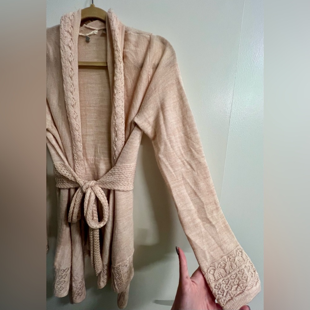 Knitted & Knotted | Women's Cream Cardigan with Tie - Picture 5 of 10